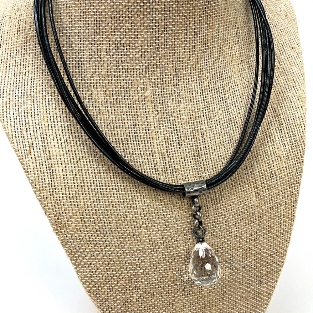 FIRM! Silpada Quartz Pendant Necklace N1494